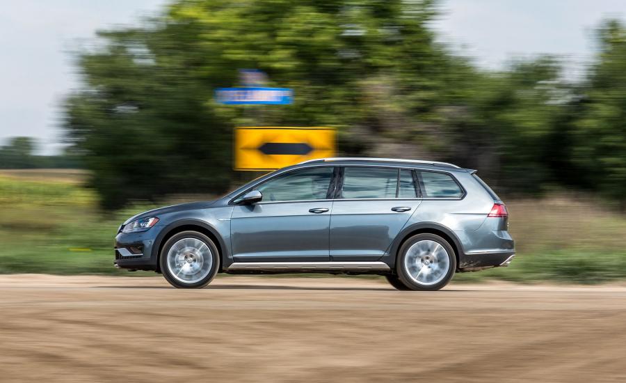  Volkswagen Golf Alltrack (Typ 5G) 2017 года  (NA) (фото 62 из 73)